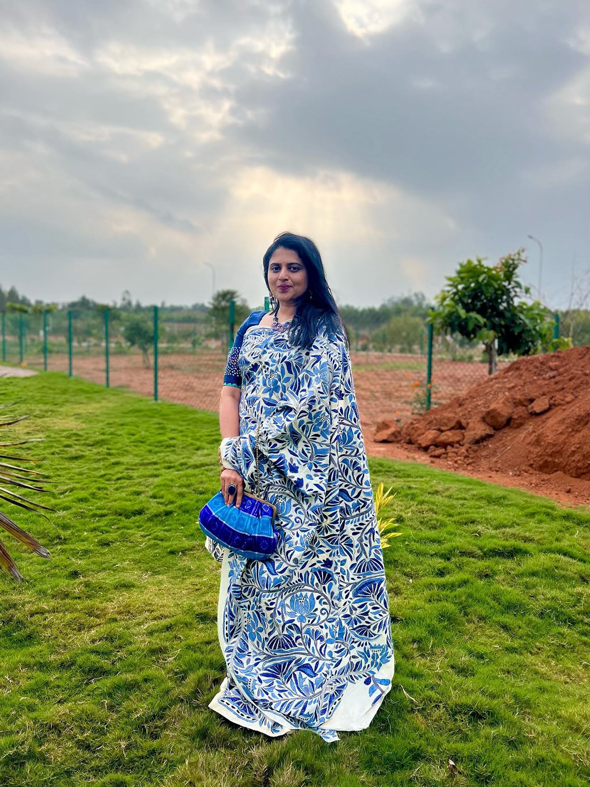 Neel Poddo <span>(Bishnupuri Katan Silk With Kantha Embroidery)</span>