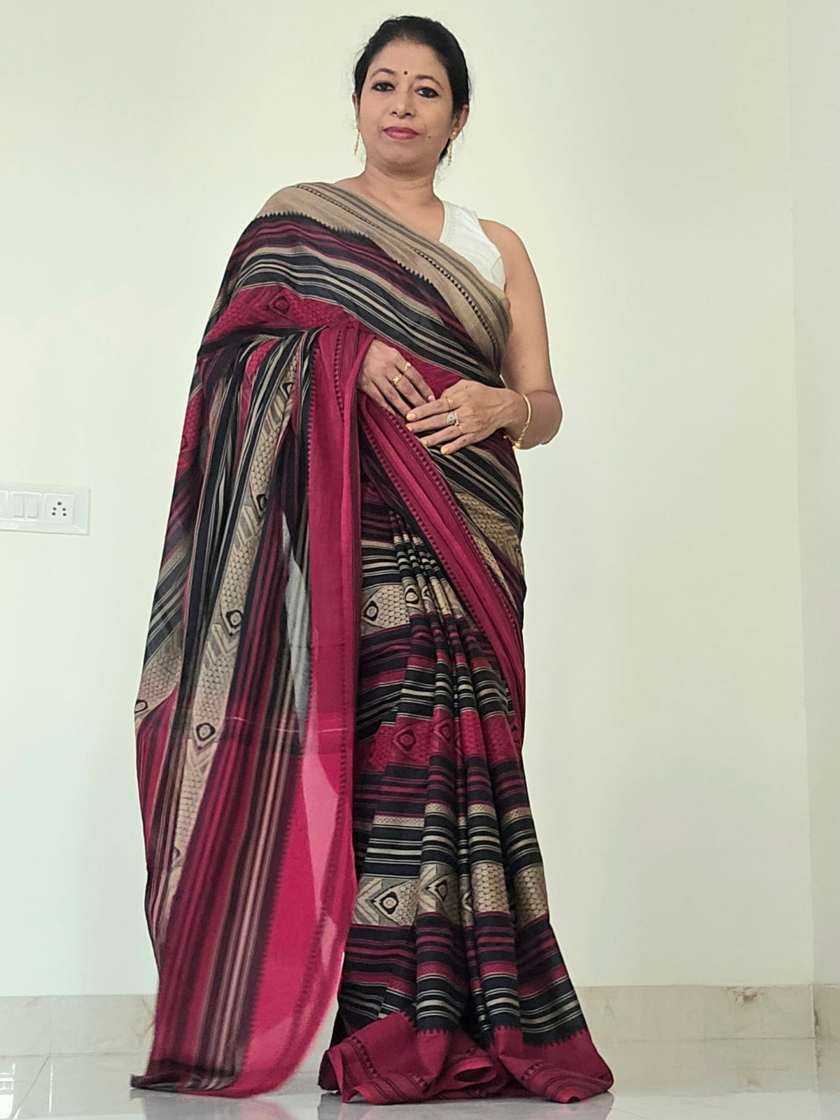 Matsya Rekha <span>(Dhonekhali Fish Motif Saree)</span>
